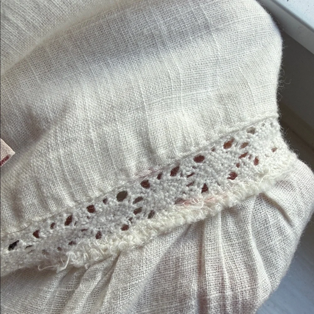 Free People Joi Eyelet Cropped Blouse size Small Off White